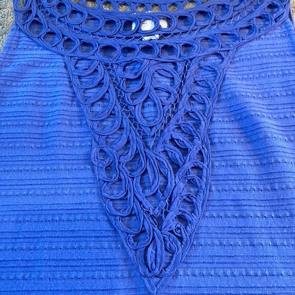 Anthro Mauve Coloured sleeveless top with ribbon and stitch detail. - Picture 4 of 11